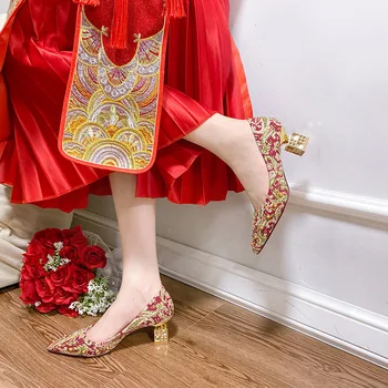 Свадебные туфли в китайском стиле Осенние Красные туфли на высоком каблуке с острым носком И мелким носком Удобные банкетные туфли-лодочки Zapatos De Novia