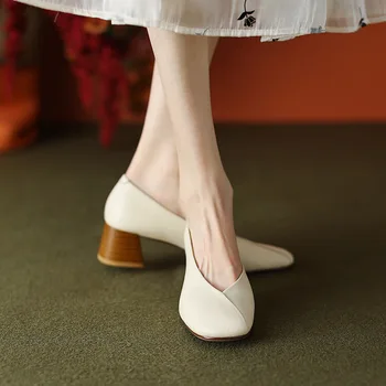 2023 г. Новые винтажные весенне-осенние женские туфли с круглым носком, повседневные женские туфли на высоком каблуке